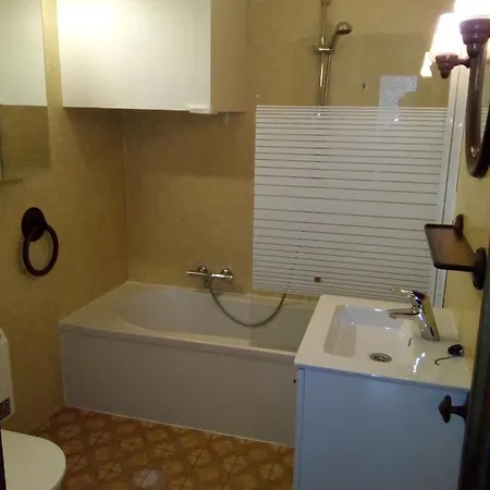 Ruim Appartement, Frontaal Zeezicht, 2 Slaapkamers, Prive Parking Mogelijk Apartament *