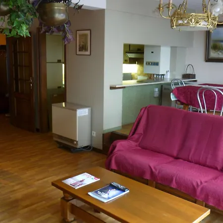 Ruim Appartement, Frontaal Zeezicht, 2 Slaapkamers, Prive Parking Mogelijk * Blankenberge